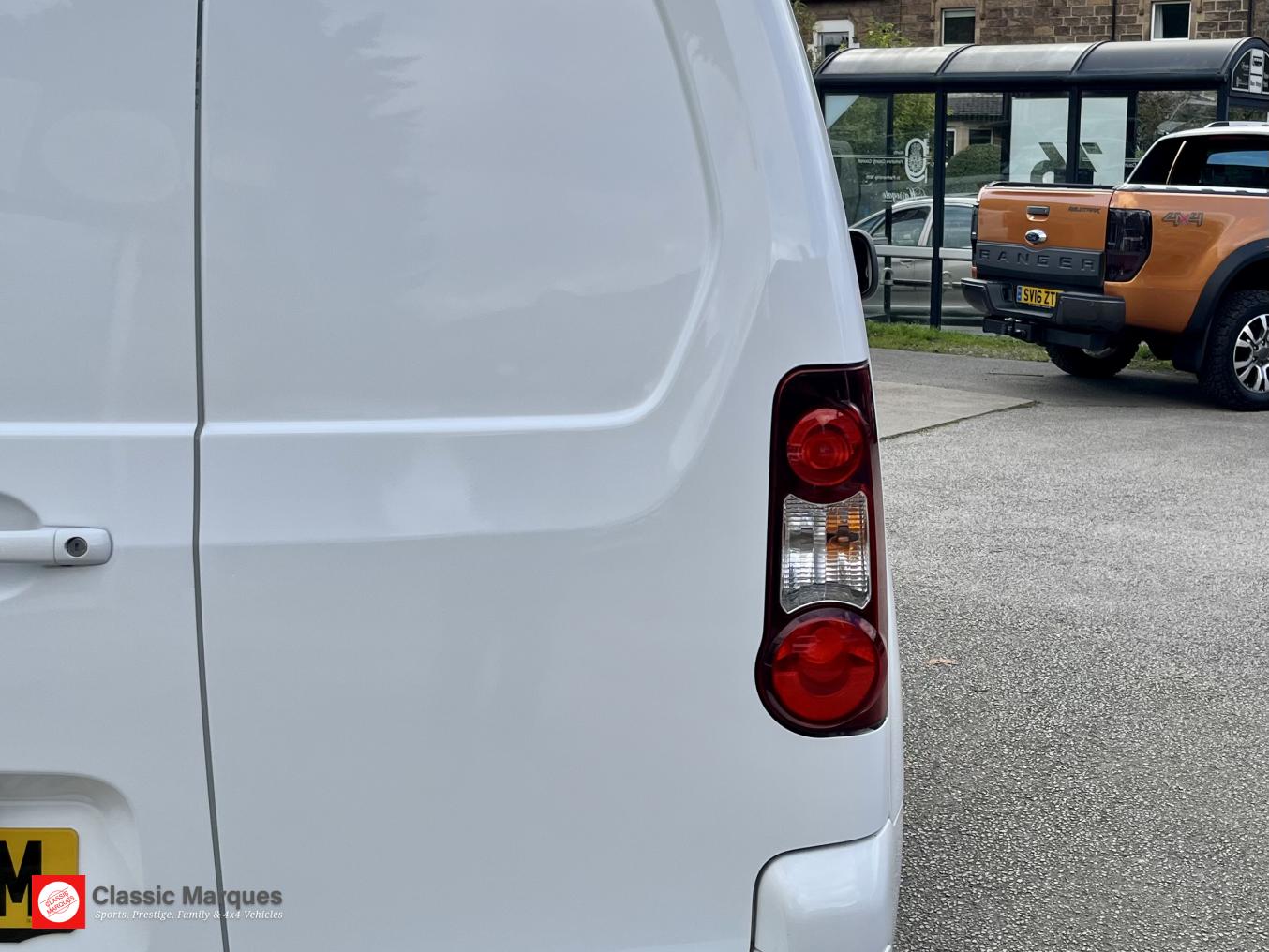 Citroen Berlingo 1.6 HDi 625 Enterprise Panel Van 5dr Diesel Manual L1 (Euro 5) (133 g/km, 75 bhp)