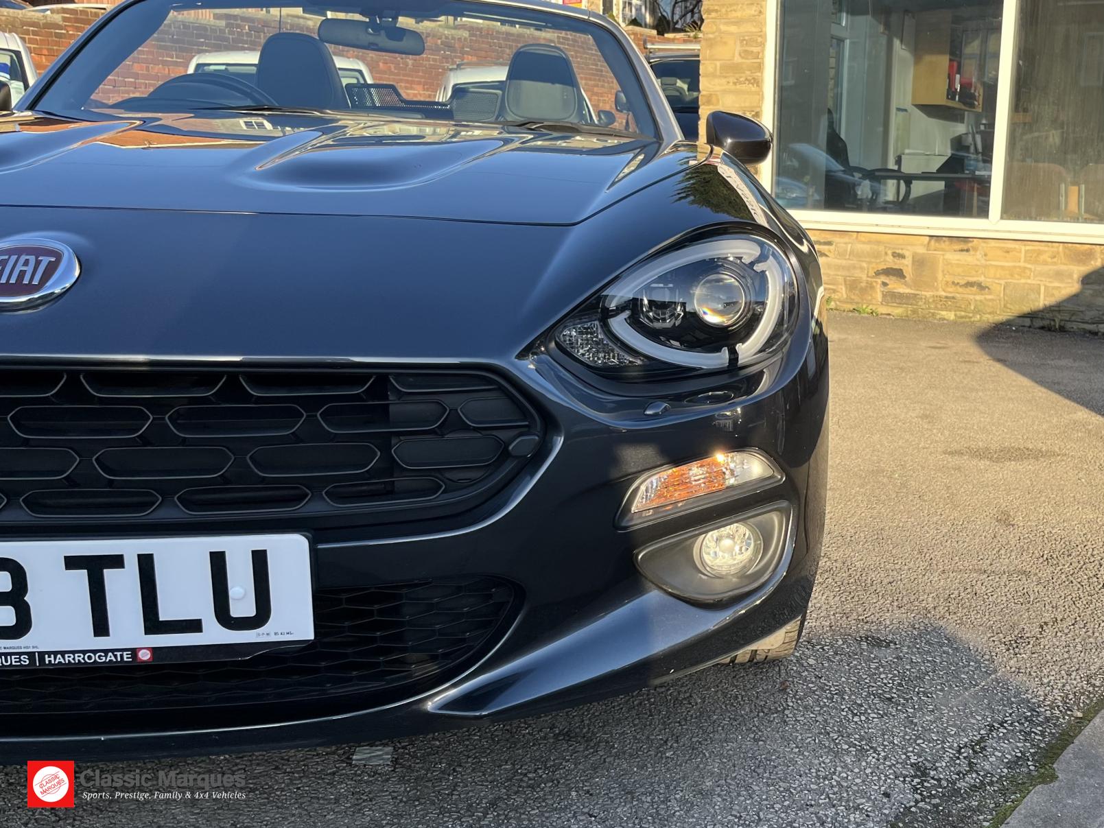 Fiat 124 Spider 1.4 MultiAir Lusso Plus Convertible 2dr Petrol Euro 6 (140 ps)