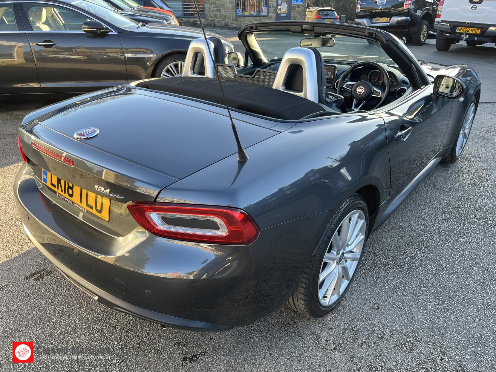 Fiat 124 Spider 1.4 MultiAir Lusso Plus Convertible 2dr Petrol Euro 6 (140 ps)