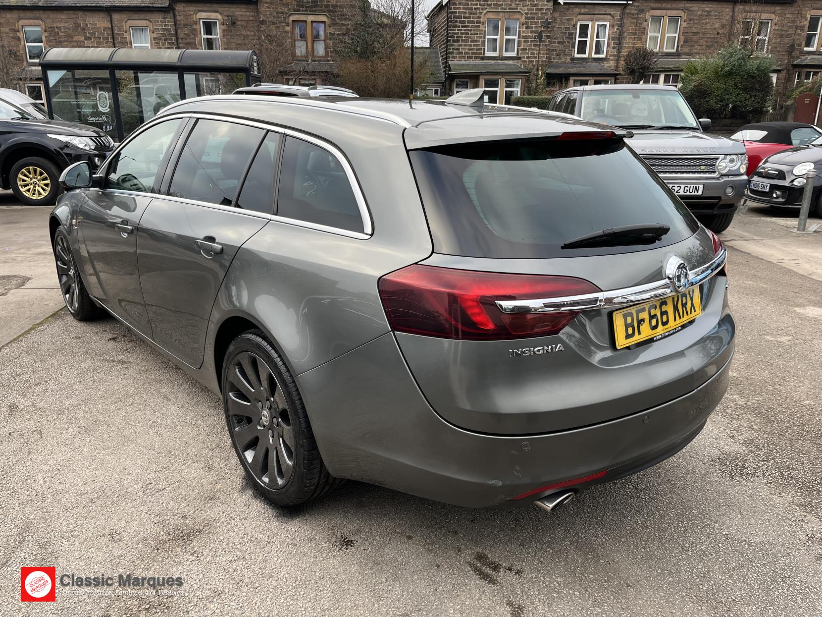 Vauxhall Insignia 2.0 CDTi Elite Nav Sports Tourer 5dr Diesel Auto Euro 6 (170 ps)