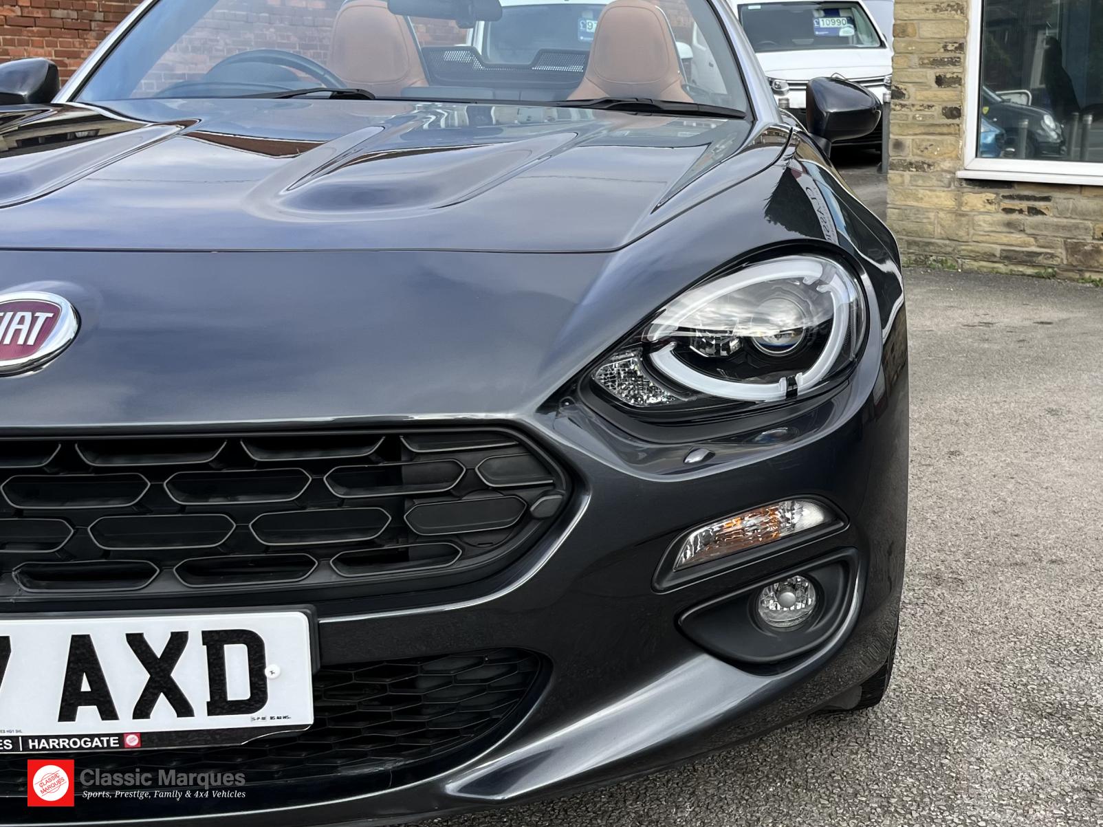 Fiat 124 Spider 1.4 MultiAir Lusso Plus Convertible 2dr Petrol Euro 6 (140 ps)