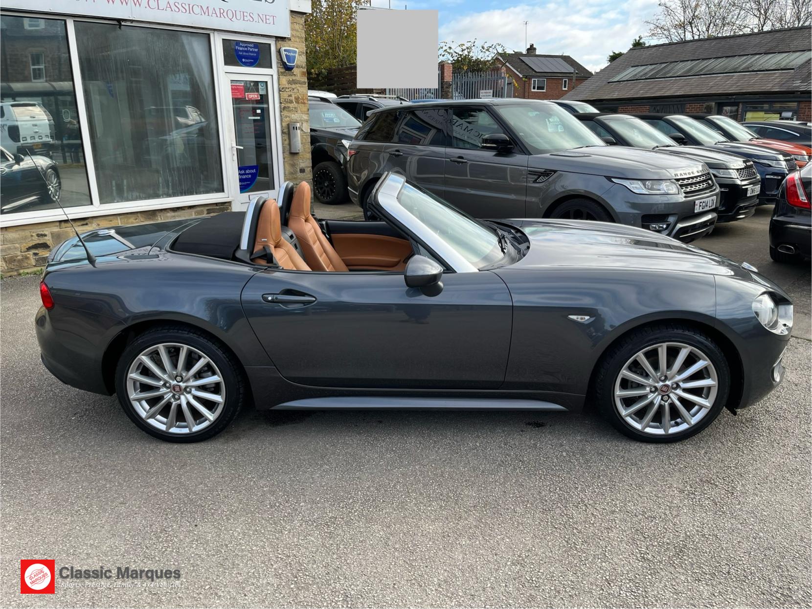 Fiat 124 Spider 1.4 MultiAir Lusso Plus Convertible 2dr Petrol Euro 6 (140 ps)