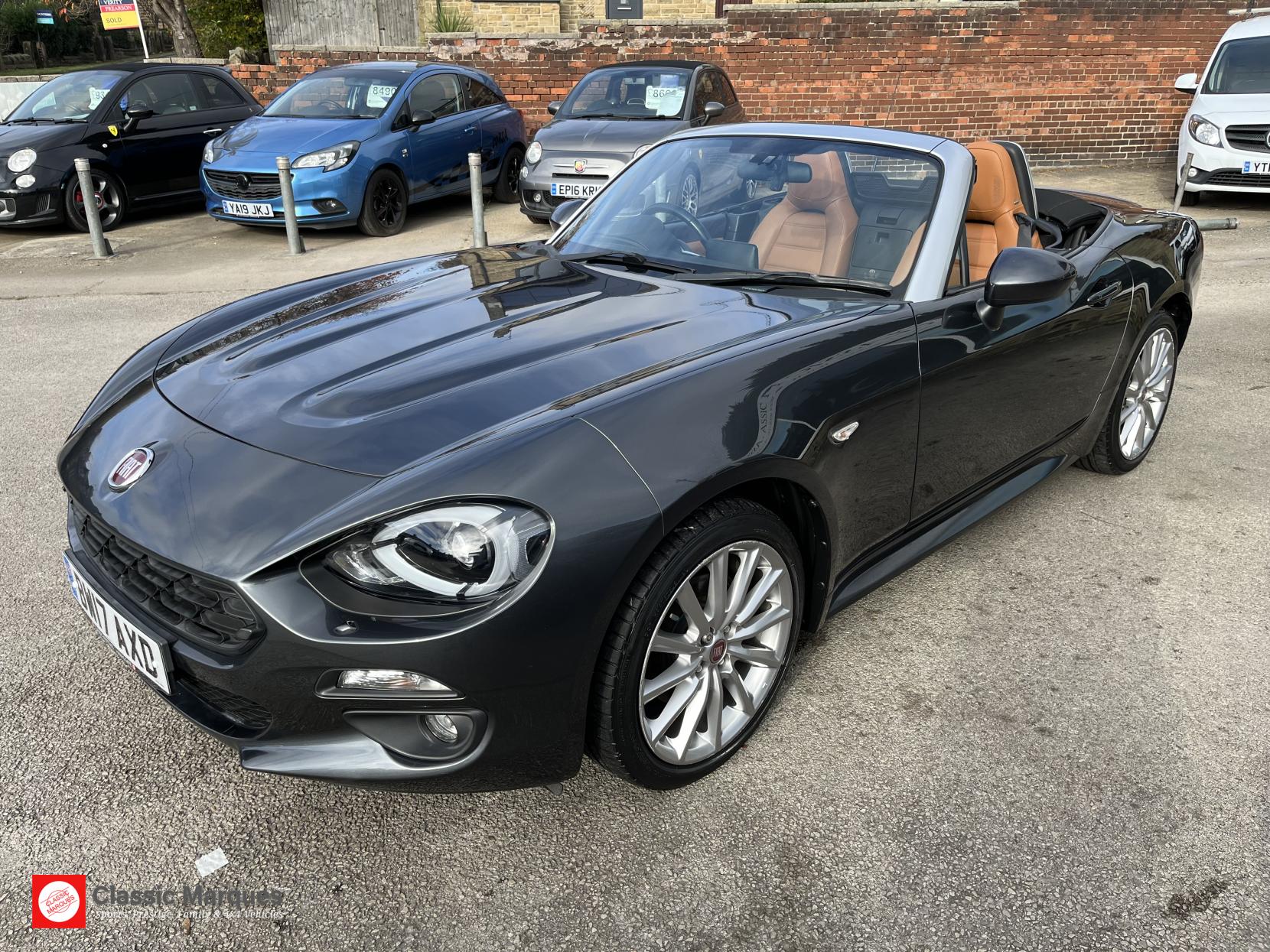 Fiat 124 Spider 1.4 MultiAir Lusso Plus Convertible 2dr Petrol Euro 6 (140 ps)