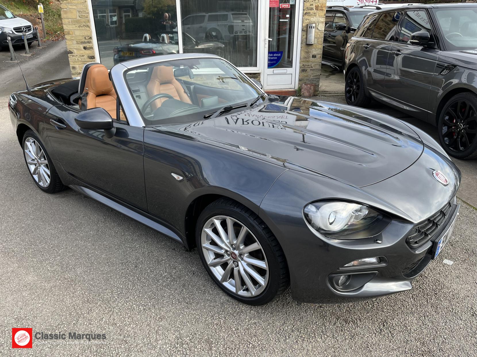 Fiat 124 Spider 1.4 MultiAir Lusso Plus Convertible 2dr Petrol Euro 6 (140 ps)