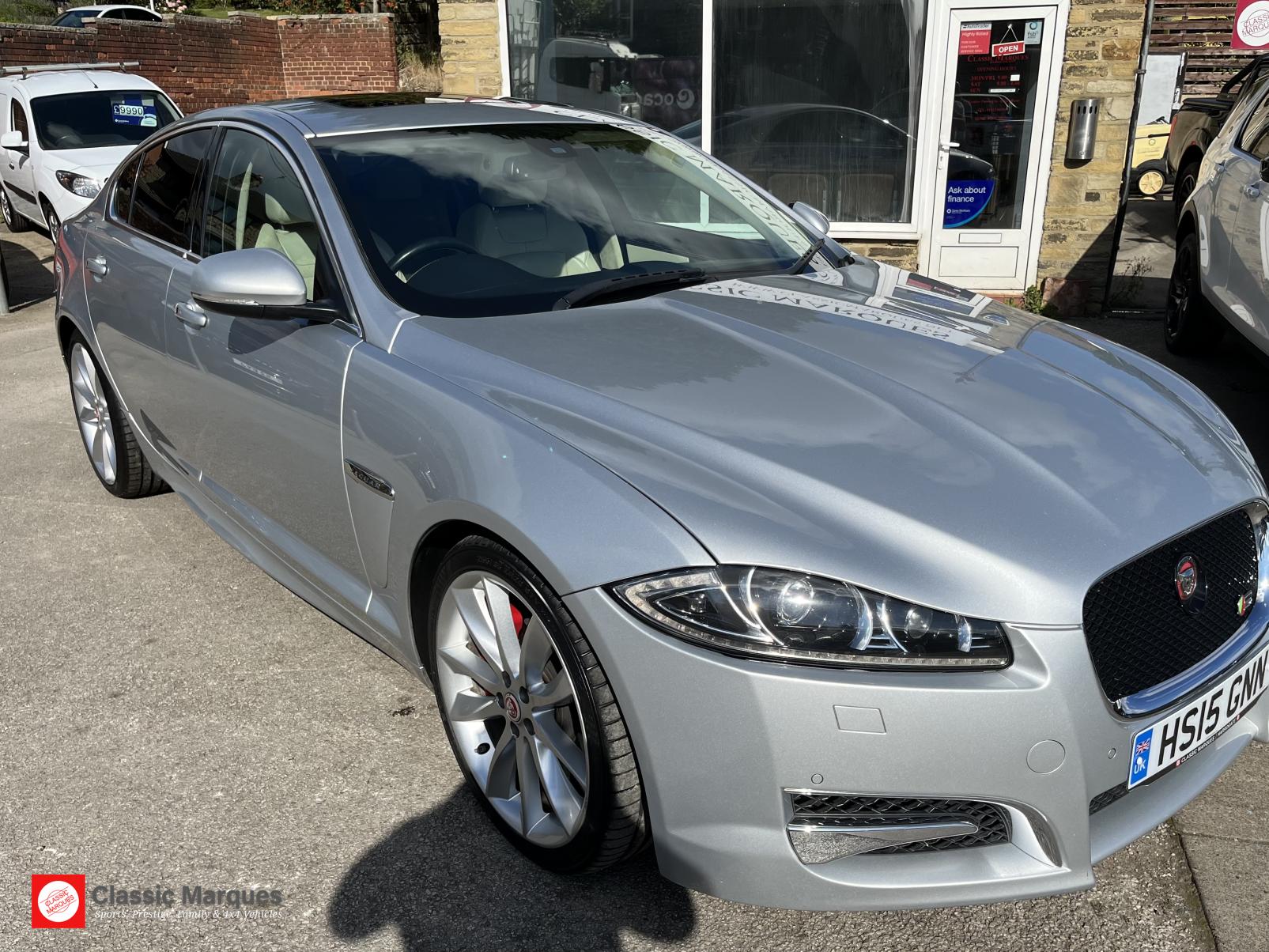 Jaguar XF 3.0d S V6 Portfolio Saloon 4dr Diesel Auto Euro 5 (s/s) (275 ps)