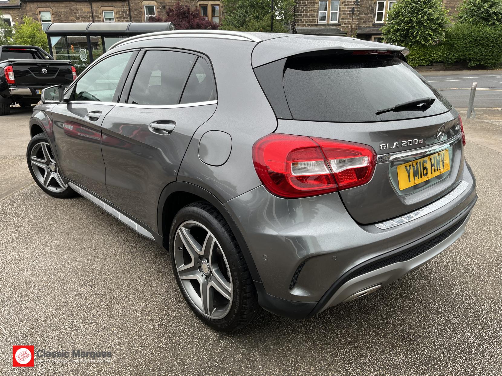 Mercedes-Benz GLA Class 2.1 GLA200d AMG Line (Executive) SUV 5dr Diesel 7G-DCT 4MATIC Euro 6 (s/s) (136 ps)