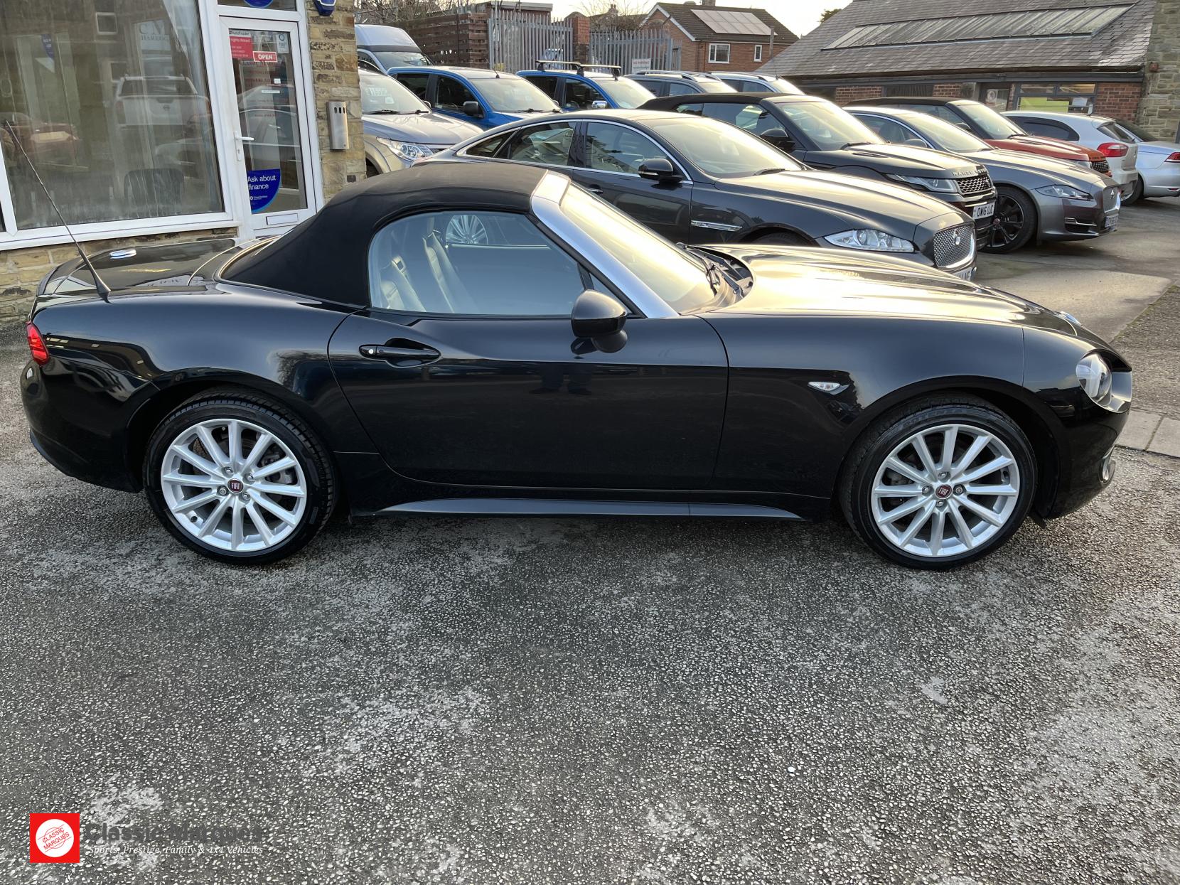 Fiat 124 Spider 1.4 MultiAir Lusso Convertible 2dr Petrol Euro 6 (140 ps)