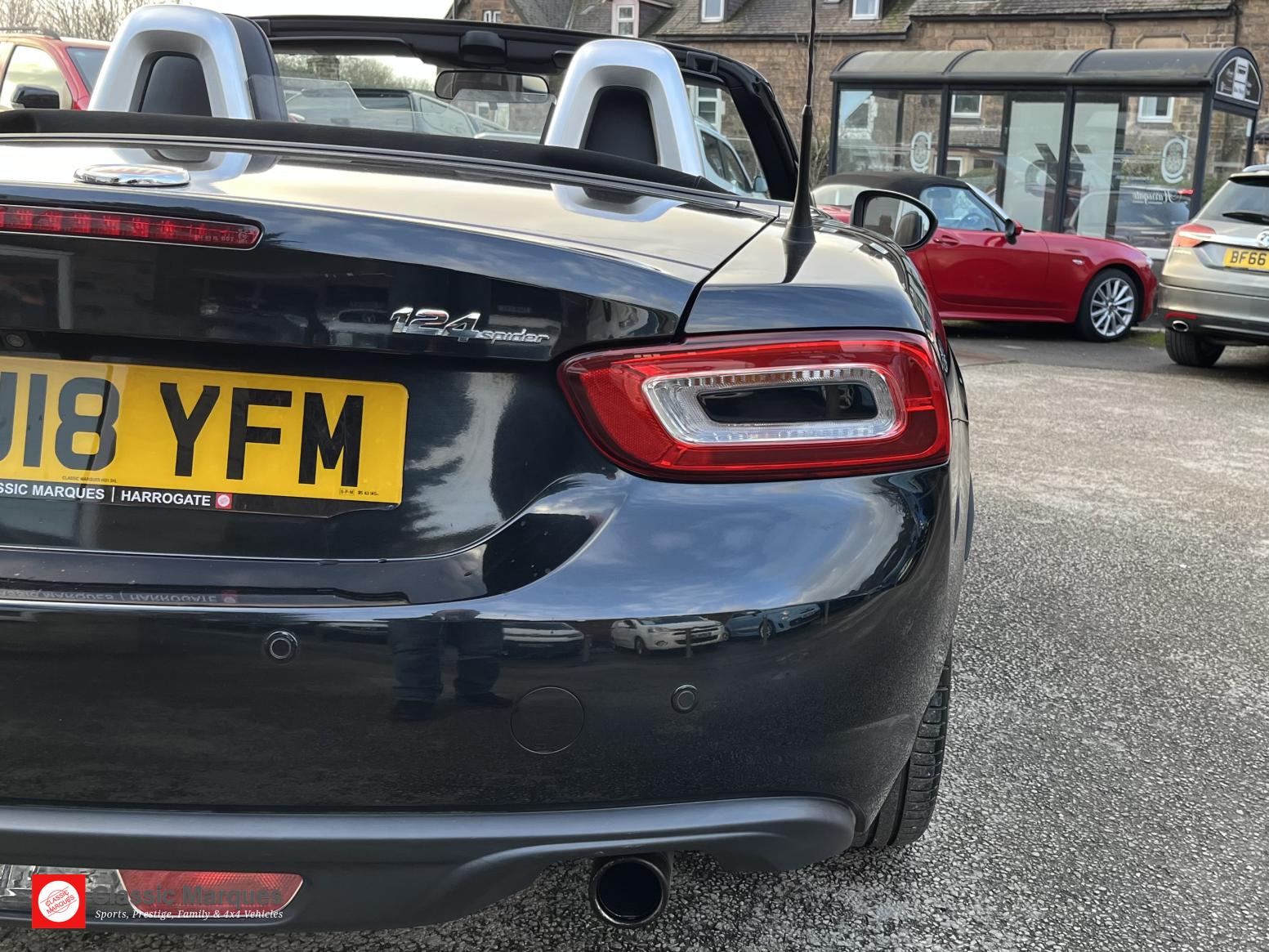 Fiat 124 Spider 1.4 MultiAir Lusso Convertible 2dr Petrol Euro 6 (140 ps)