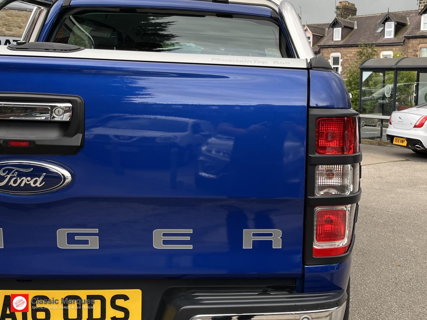 Ford Ranger 2.2 TDCi Limited 1 Pickup Double Cab 4dr Diesel Auto 4WD Euro 5 (160 ps)