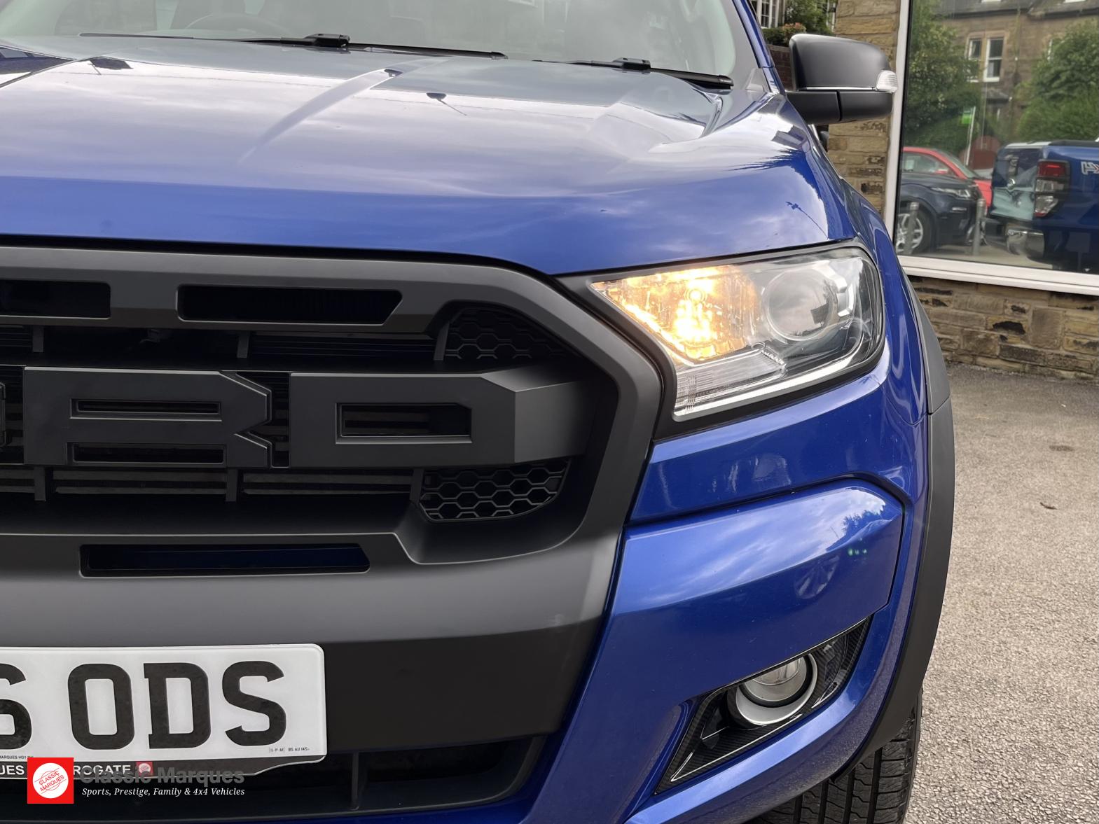 Ford Ranger 2.2 TDCi Limited 1 Pickup Double Cab 4dr Diesel Auto 4WD Euro 5 (160 ps)