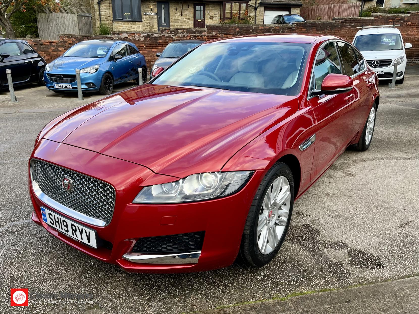 Jaguar XF 2.0d Portfolio Saloon 4dr Diesel Auto Euro 6 (s/s) (180 ps)