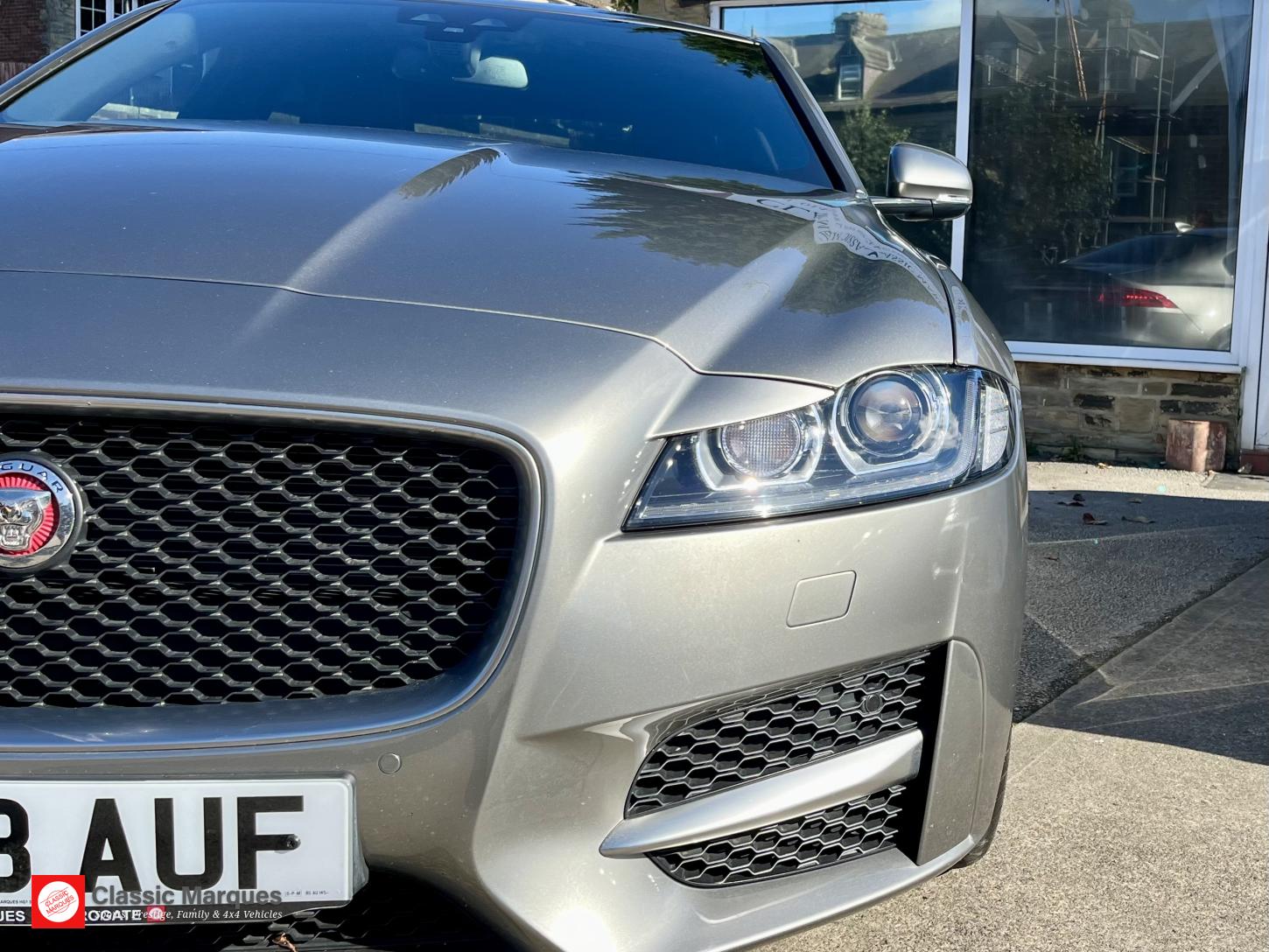 Jaguar XF 2.0d R-Sport Saloon 4dr Diesel Auto Euro 6 (s/s) (180 ps)