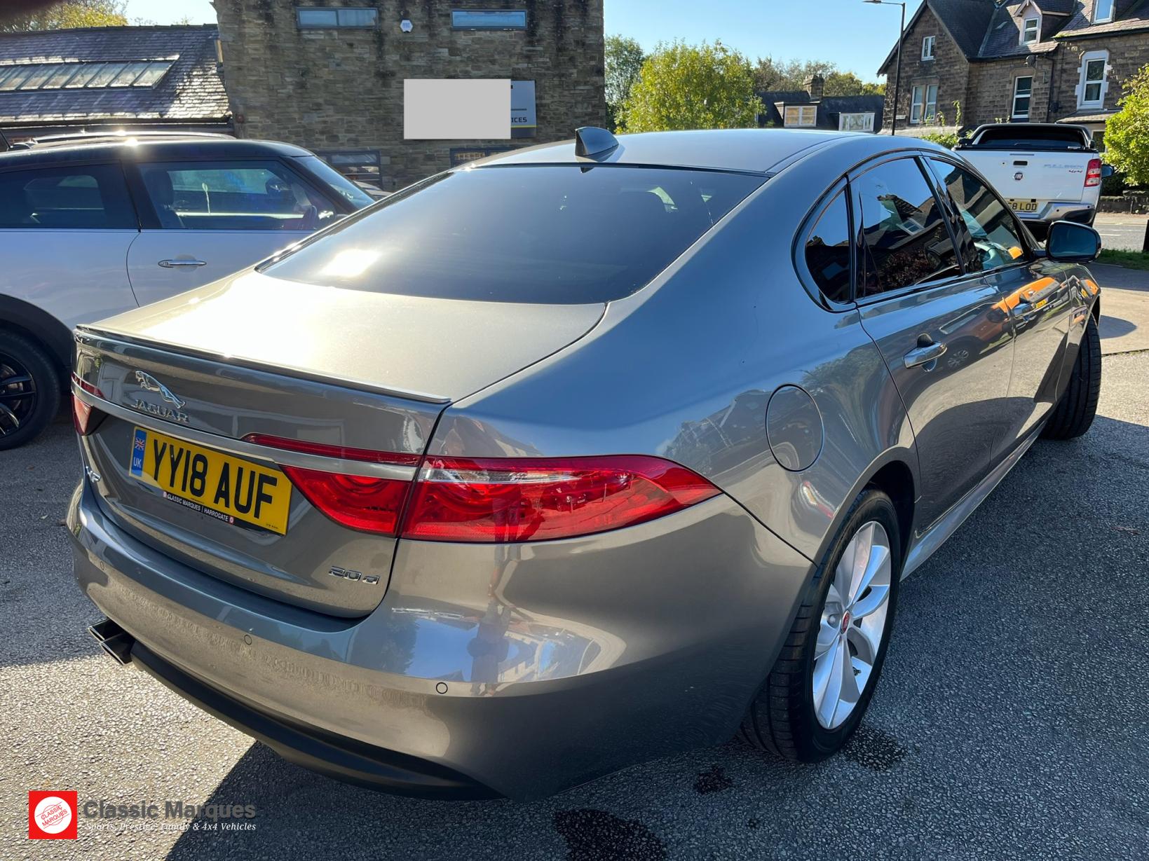 Jaguar XF 2.0d R-Sport Saloon 4dr Diesel Auto Euro 6 (s/s) (180 ps)