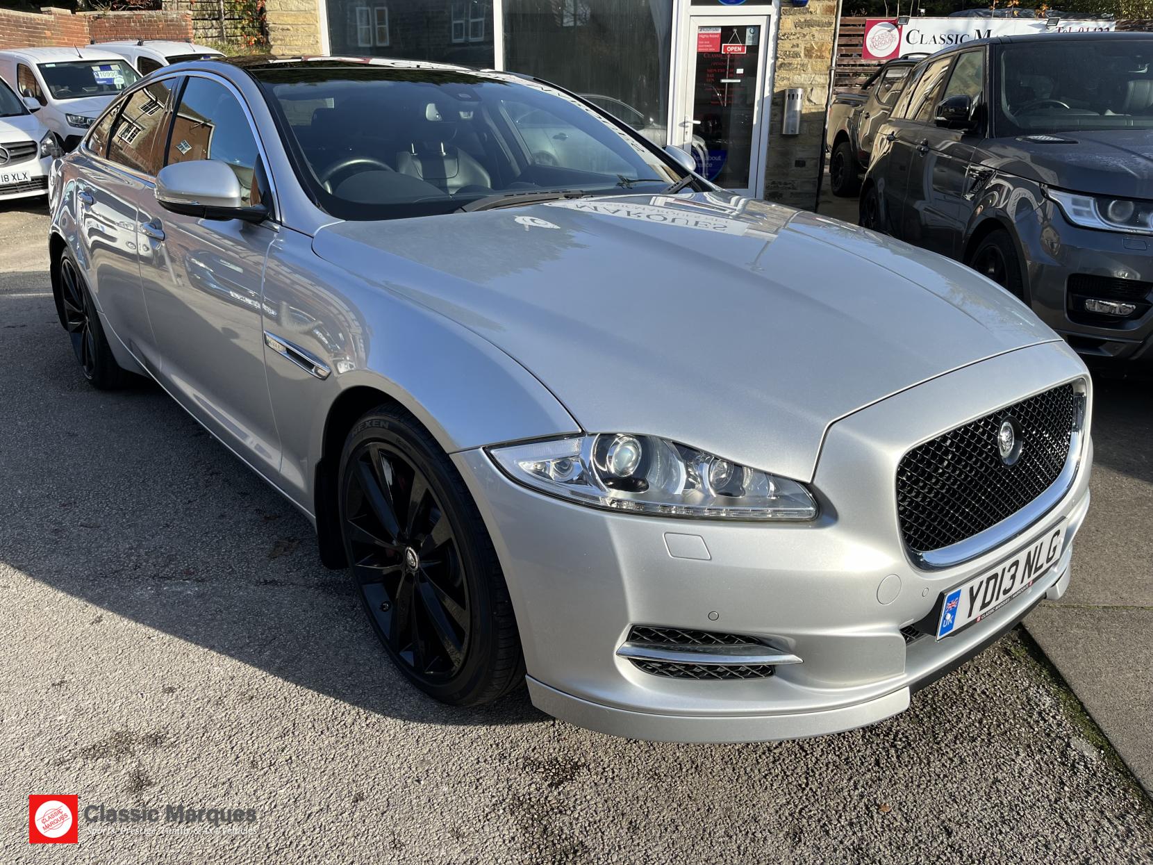 Jaguar XJ 3.0d V6 Portfolio Saloon 4dr Diesel Auto Euro 5 (s/s) (275 ps)