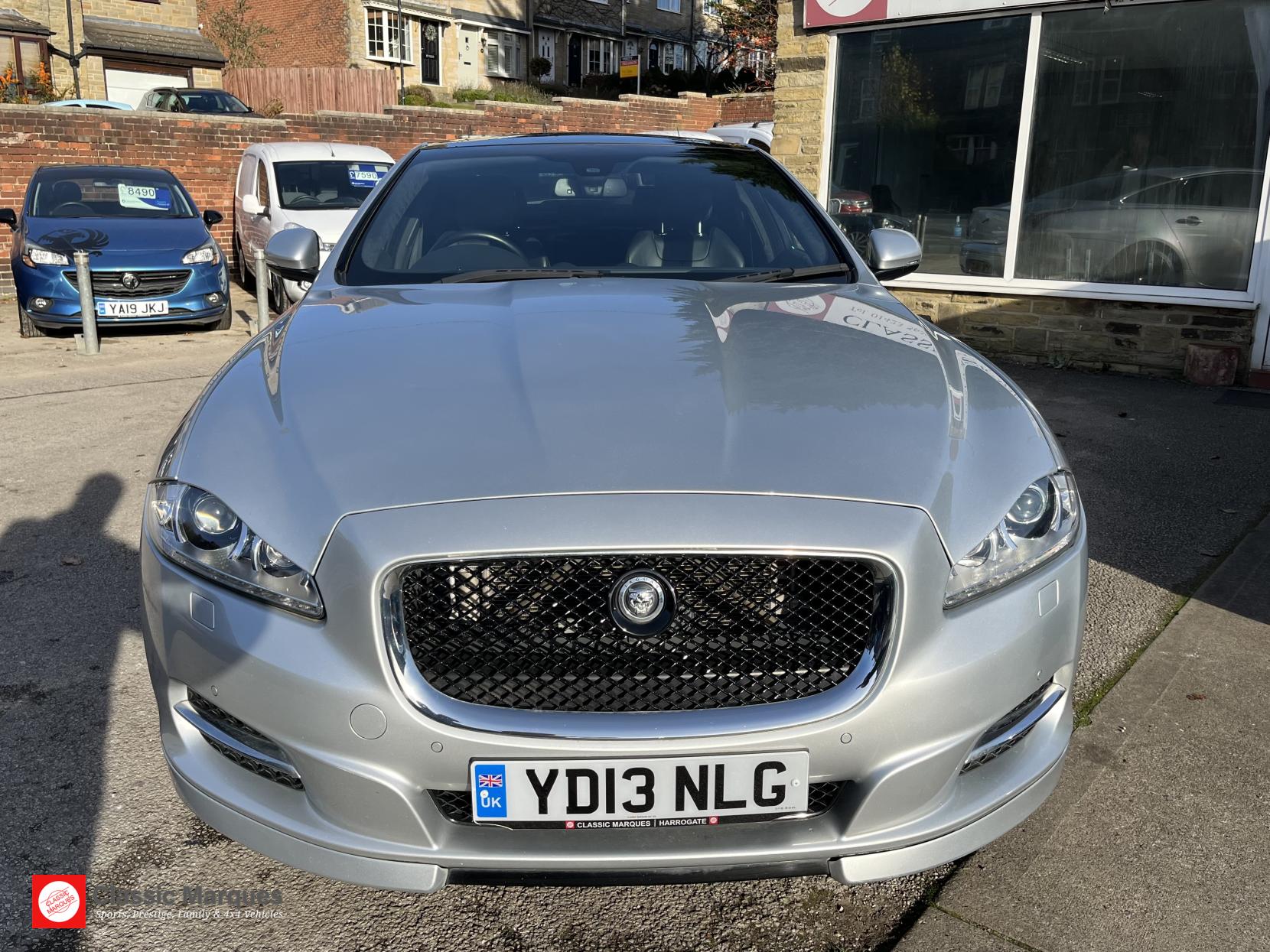 Jaguar XJ 3.0d V6 Portfolio Saloon 4dr Diesel Auto Euro 5 (s/s) (275 ps)