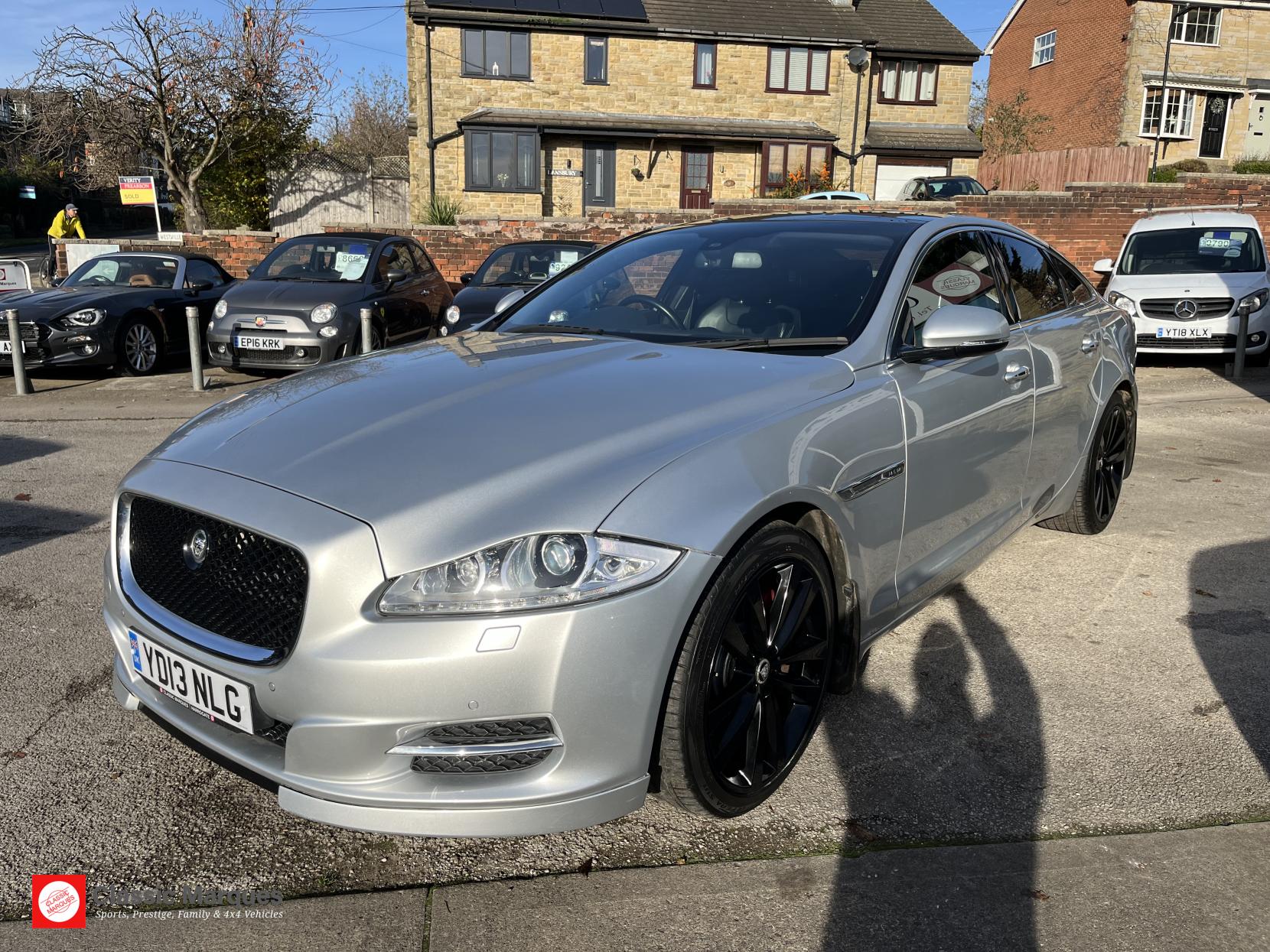 Jaguar XJ 3.0d V6 Portfolio Saloon 4dr Diesel Auto Euro 5 (s/s) (275 ps)