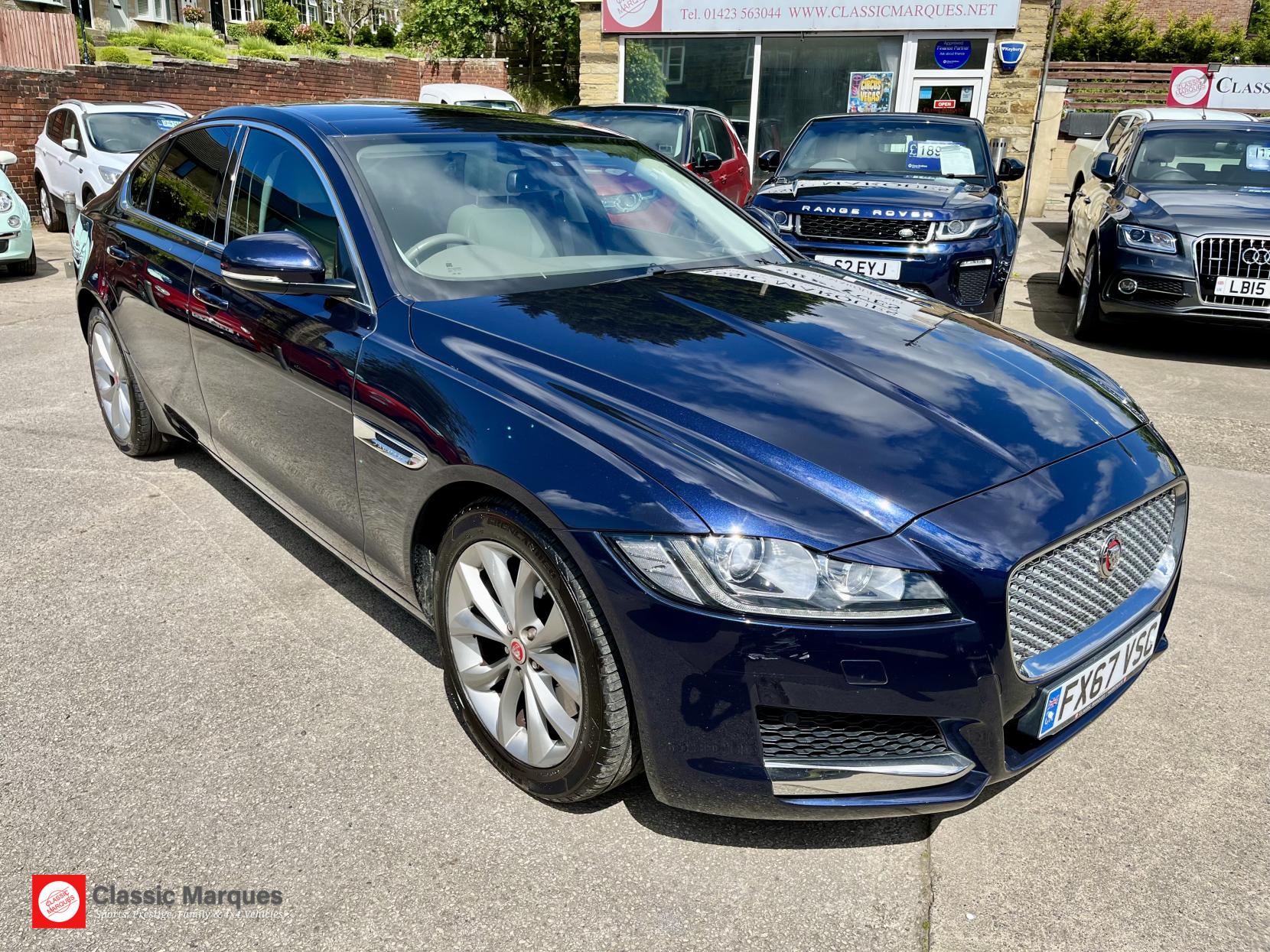 Jaguar XF 3.0d V6 Portfolio Saloon 4dr Diesel Auto Euro 6 (s/s) (300 ps)