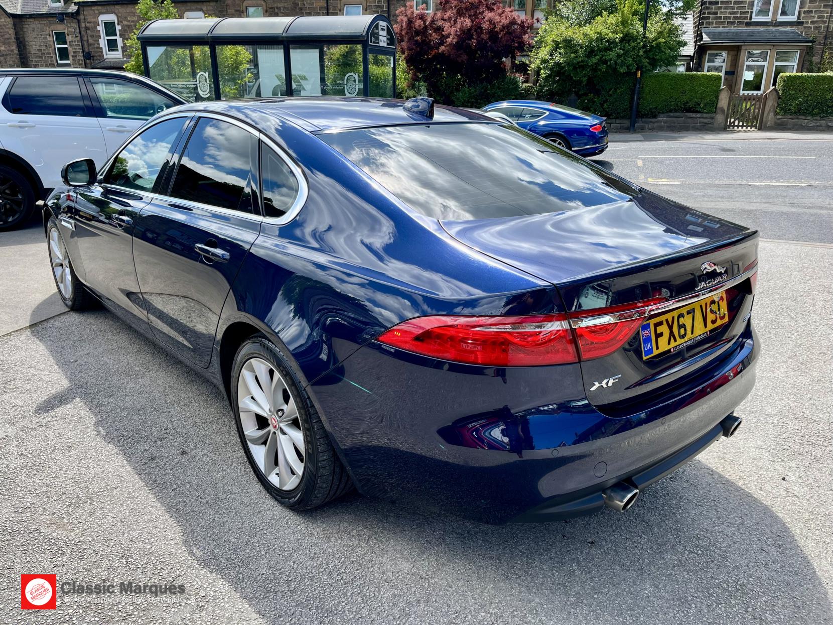 Jaguar XF 3.0d V6 Portfolio Saloon 4dr Diesel Auto Euro 6 (s/s) (300 ps)