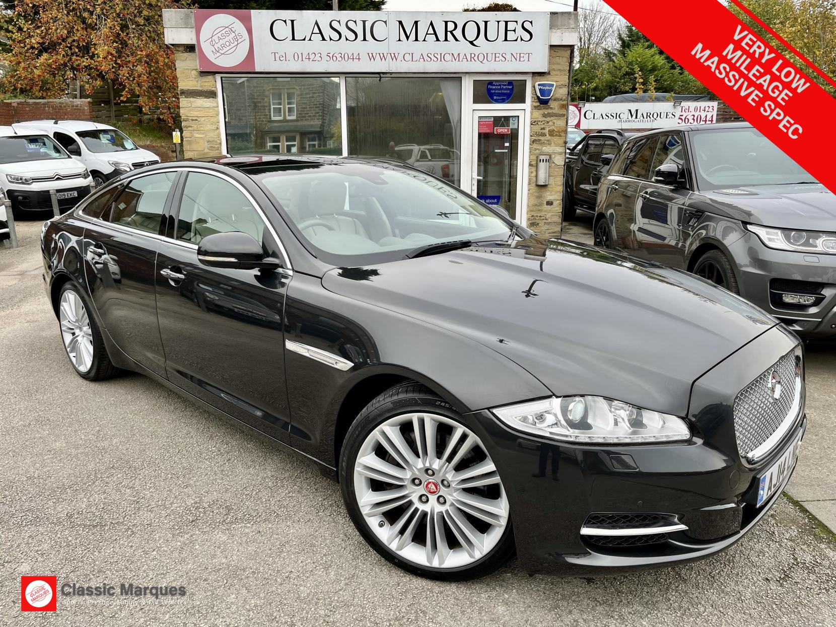 Jaguar XJ 3.0d V6 Portfolio Saloon 4dr Diesel Auto Euro 5 (s/s) (275 ps)