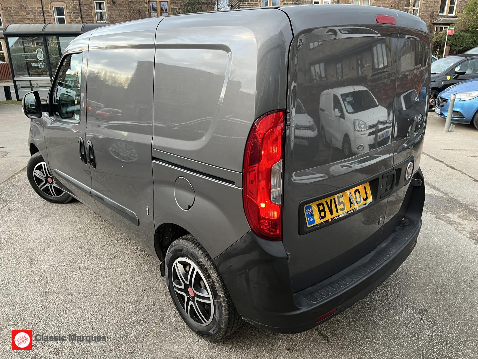 Fiat Doblo 1.3 JTD MultiJetII 16v SX Tecnico Panel Van 4dr Diesel Manual L1 H1 (126 g/km, 90 bhp)