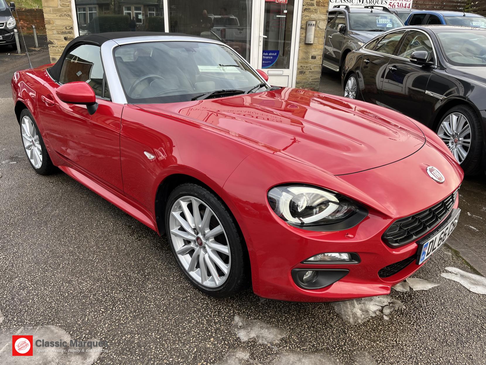 Fiat 124 Spider 1.4 MultiAir Lusso Plus Convertible 2dr Petrol Euro 6 (140 ps)