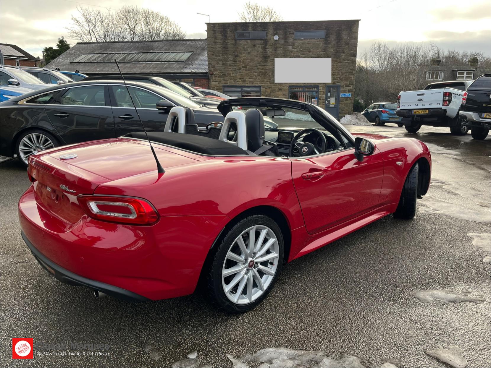 Fiat 124 Spider 1.4 MultiAir Lusso Plus Convertible 2dr Petrol Euro 6 (140 ps)