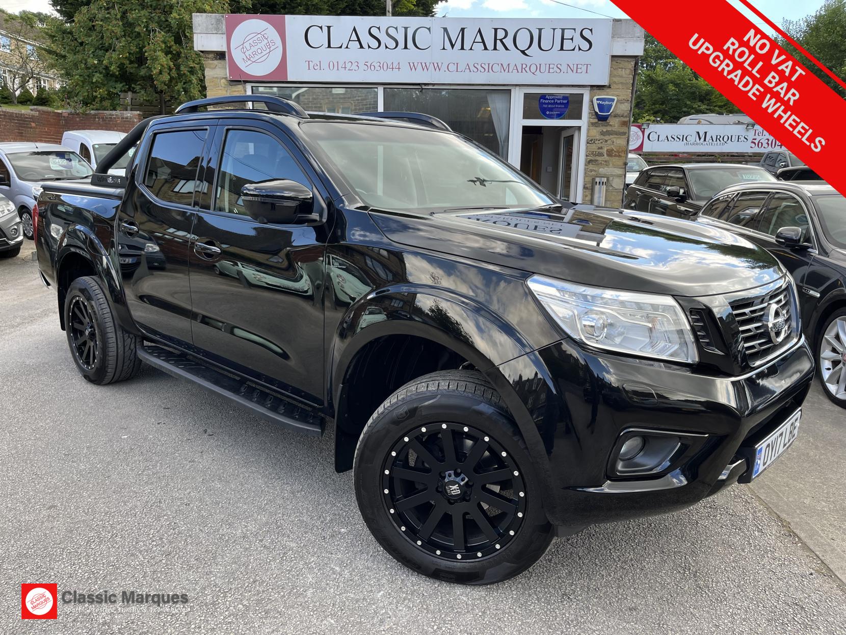 Nissan Navara 2.3 dCi Tekna Pickup 4dr Diesel Auto 4WD Euro 6 (190 ps)