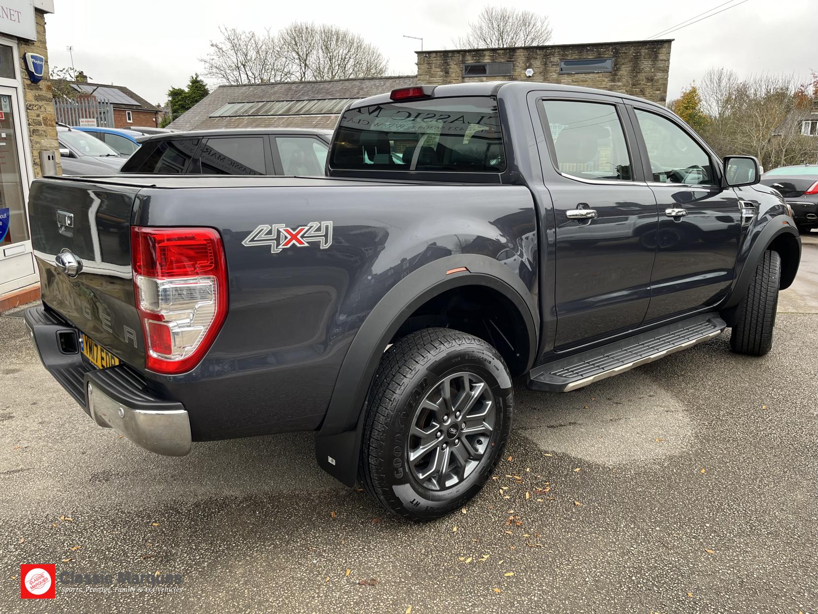 Ford Ranger 2.2 TDCi Limited Super Pickup Extended Cab 4dr Diesel Manual 4WD Euro 5 (150 ps)