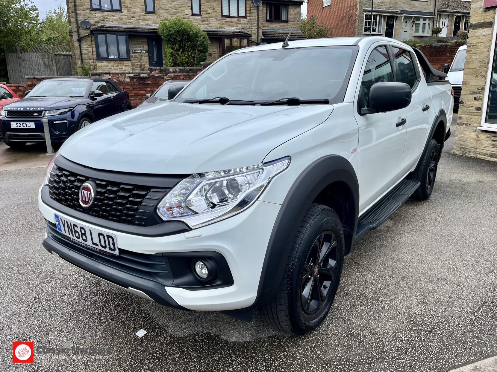 Fiat Fullback 2.4D Cross Pickup Double Cab 4dr Diesel Auto 4WD Euro 6 (180 ps)