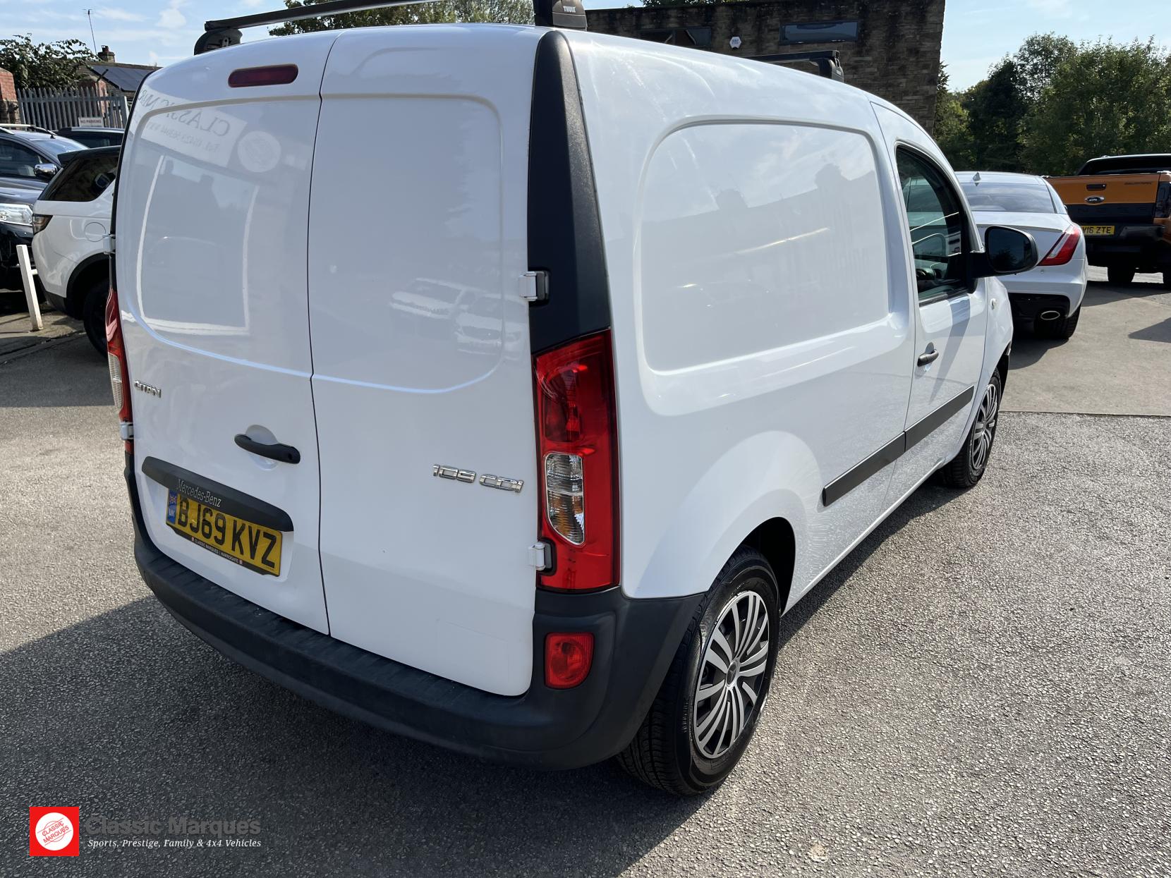 Mercedes-Benz Citan 1.5 109 CDI BlueEfficiency Panel Van 5dr Diesel Manual L2 Euro 6 (s/s) (90 ps)