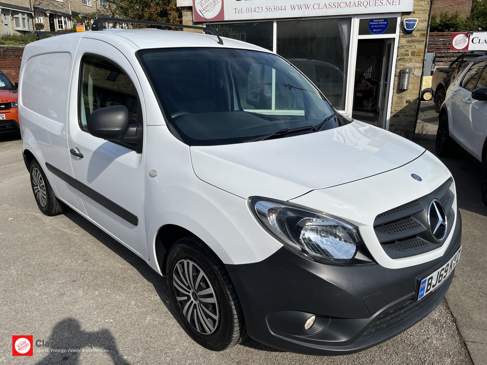 Mercedes-Benz Citan 1.5 109 CDI BlueEfficiency Panel Van 5dr Diesel Manual L2 Euro 6 (s/s) (90 ps)