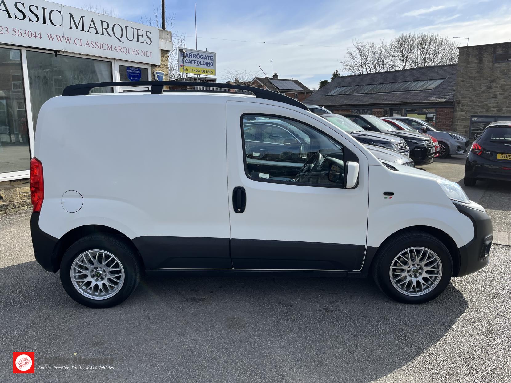 Fiat Fiorino 1.3 MultiJetII Adventure Car Derived Van 5dr Diesel Manual Euro 6 (SLD) (80 bhp)