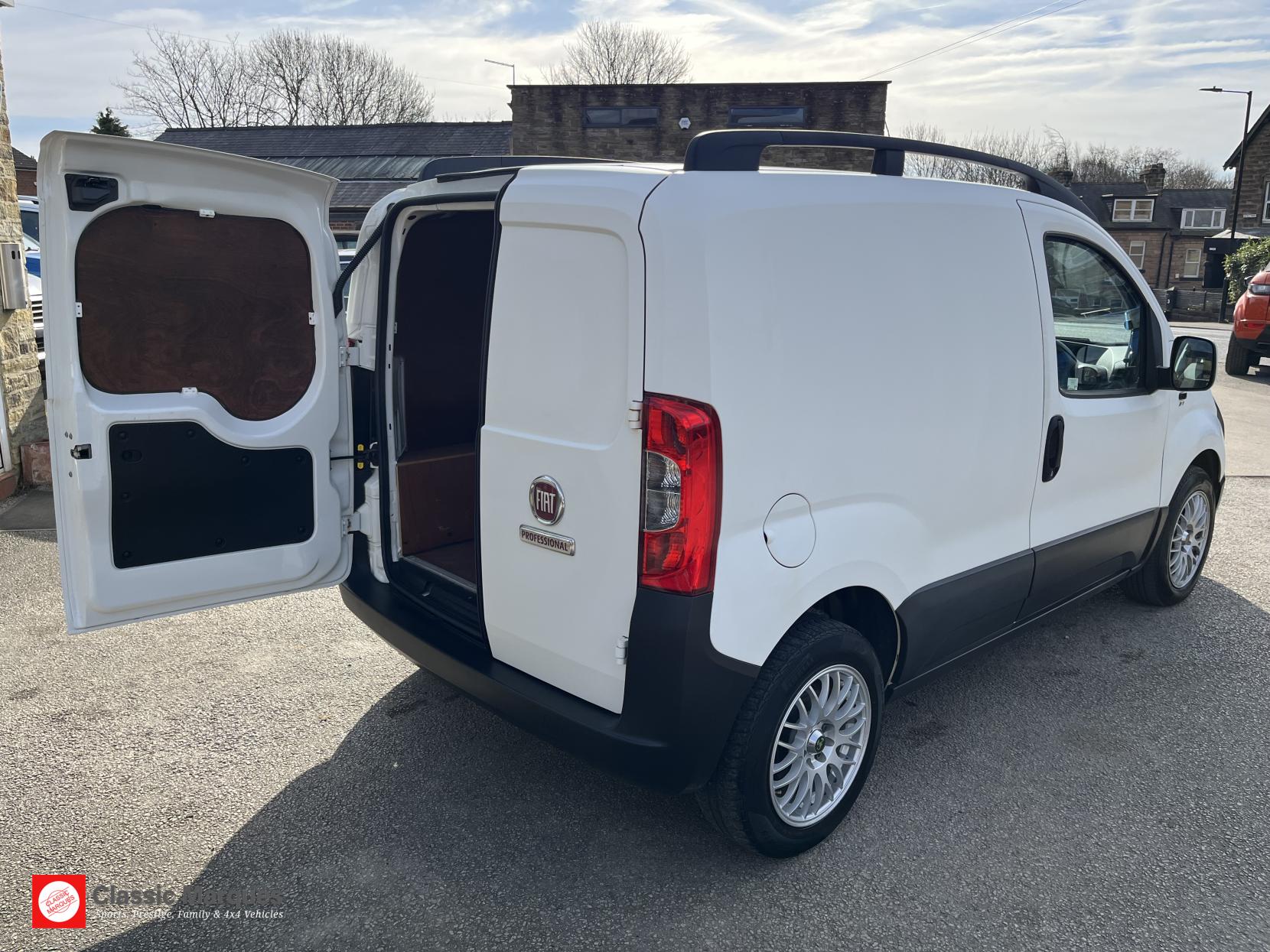 Fiat Fiorino 1.3 MultiJetII Adventure Car Derived Van 5dr Diesel Manual Euro 6 (SLD) (80 bhp)