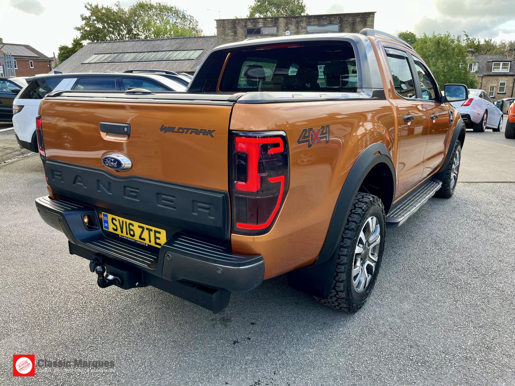 Ford Ranger 3.2 TDCi Wildtrak Pickup Double Cab 4dr Diesel Manual 4WD Euro 5 (s/s) (200 ps)